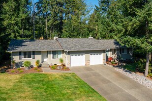 Quiet Firs Estates in Gig Harbor, WA - Building Photo