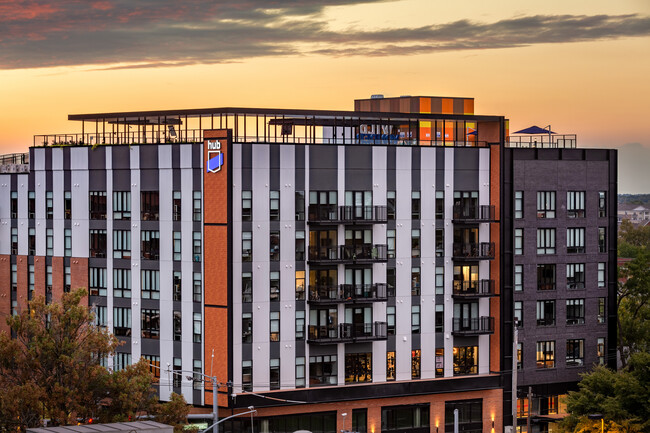 Hub Limestone in Lexington, KY - Foto de edificio - Building Photo