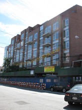 110 Neptune Ave in Brooklyn, NY - Building Photo - Building Photo