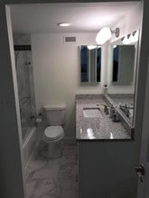 620 Peachtree St NE, Unit 1402 in Atlanta, GA - Foto de edificio - Building Photo