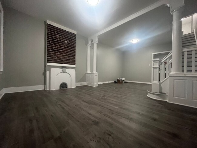 607 S 4th St in Camden, NJ - Building Photo - Building Photo