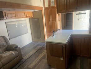 433 HCR 2105 Loop N in Whitney, TX - Building Photo - Building Photo