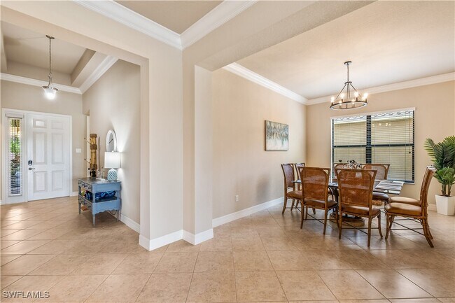 11520 Summerview Way in Ft. Myers, FL - Foto de edificio - Building Photo