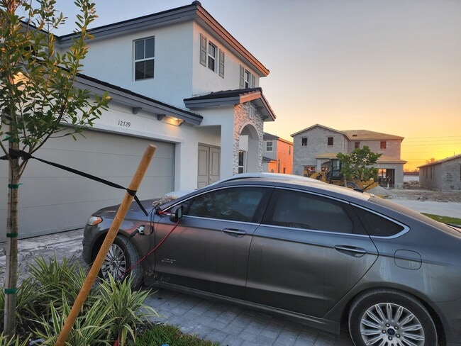 12729 SW 211th St, Unit Apartment in Quail Heights, FL - Building Photo - Building Photo