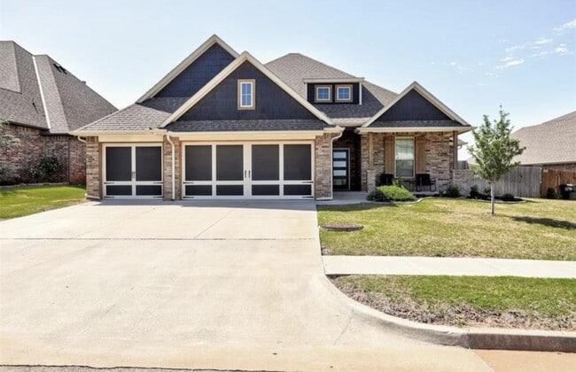 property at 3024 Drake Crest Dr