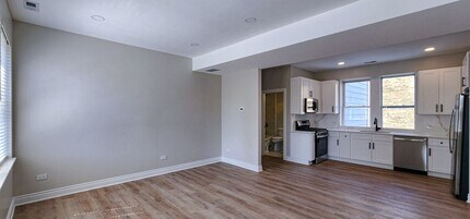 2552 S Central Park Ave in Chicago, IL - Building Photo - Building Photo