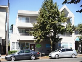 6015 California Ave SW, Unit 204