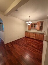 3305 Serra Way in Sacramento, CA - Building Photo - Building Photo