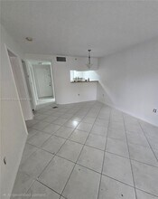 12605 SW 91st St in Miami, FL - Building Photo - Building Photo