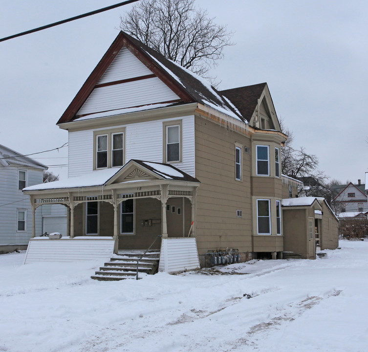 16-18 Baker St in Auburn, NY - Building Photo