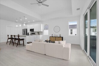 5331 71st Way N in St. Petersburg, FL - Building Photo - Building Photo