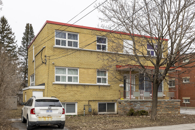 105 Laval St in Ottawa, ON - Building Photo - Building Photo