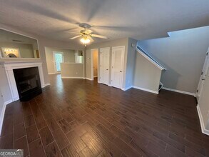 4702 St James Way in Decatur, GA - Building Photo - Building Photo