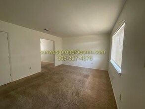 2709 Zia Ct in Farmington, NM - Building Photo - Building Photo