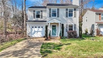 4048 Bradshaw Dr in Williamsburg, VA - Building Photo