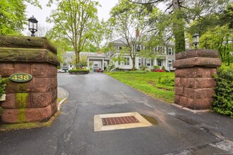 438 Whitney Ave in New Haven, CT - Building Photo - Building Photo