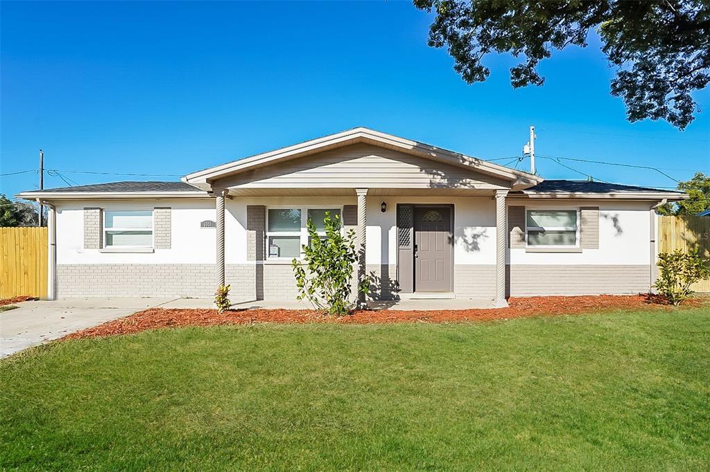 3551 Bedford St in New Port Richey, FL - Building Photo