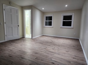 311 E 6th Ave in Roselle, NJ - Building Photo - Building Photo