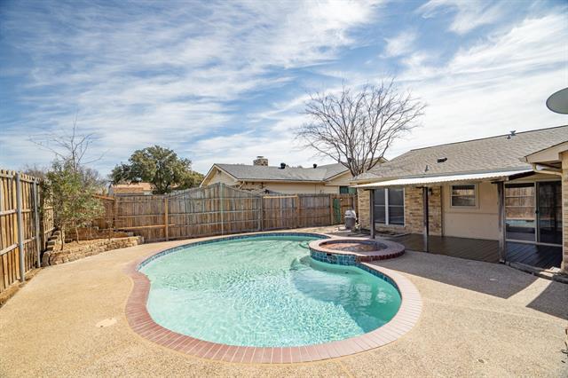 4945 Strickland Ave in The Colony, TX - Building Photo - Building Photo