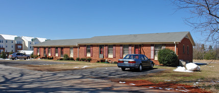 Walnut Hill in Easley, SC - Foto de edificio - Building Photo