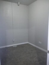 427 N Brady St in Davenport, IA - Building Photo - Building Photo