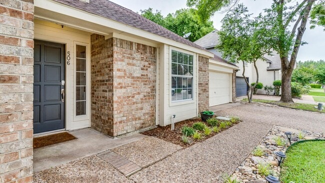 property at 506 Glenn Ln