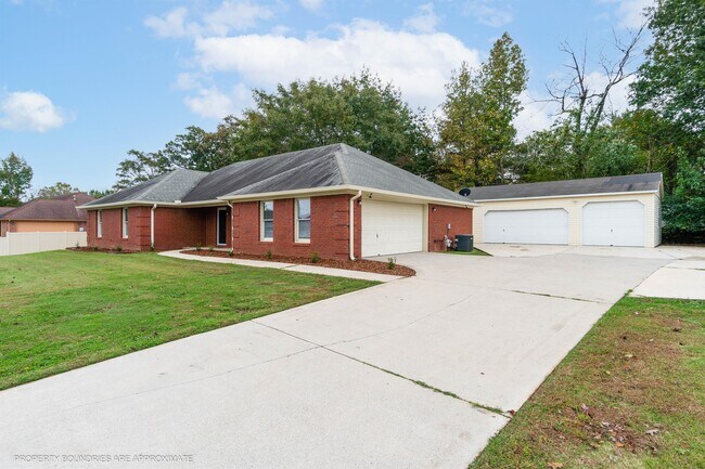 102 Bordeaux Ln in Madison, AL - Building Photo - Building Photo