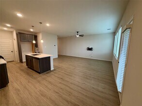 27970 Western Crk Ct in Katy, TX - Building Photo - Building Photo