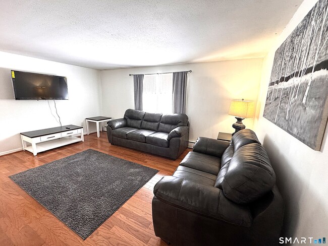 270 S Windham Rd in Windham, CT - Building Photo - Building Photo