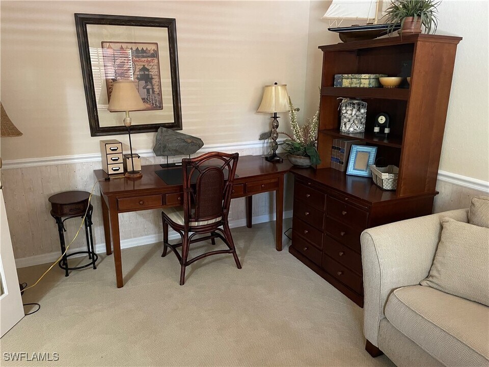 9601 Spanish Moss Way in Bonita Springs, FL - Building Photo