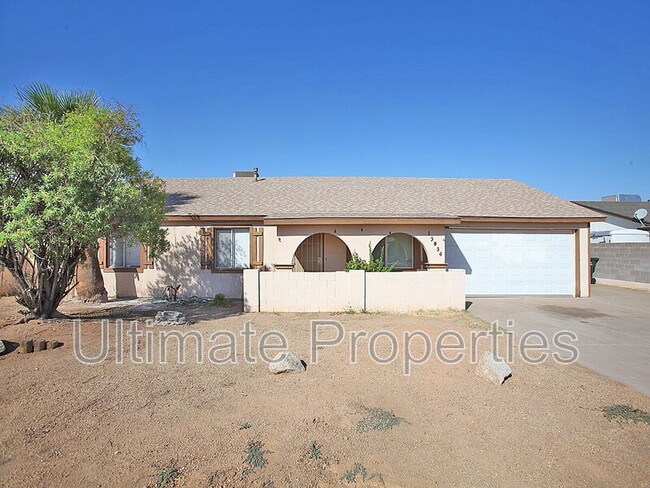 13036 N 17th Ave in Phoenix, AZ - Building Photo - Building Photo