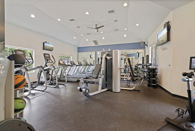 Cambridge Park in San Diego, CA - Foto de edificio - Building Photo