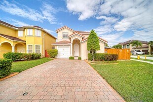 16403 SW 79th Ln in Miami, FL - Building Photo