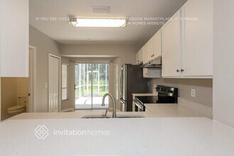 15792 Fishhawk Falls Dr in Fish Hawk, FL - Foto de edificio - Building Photo