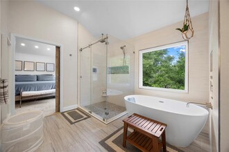 17017 Capri Isle Ln in Austin, TX - Building Photo - Building Photo