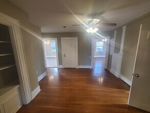 232 North St, Unit 1 in Weymouth, MA - Foto de edificio - Building Photo