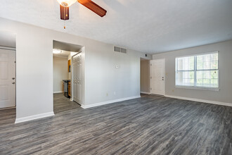 Meadowlark Apartments in Mcdonough, GA - Building Photo - Interior Photo