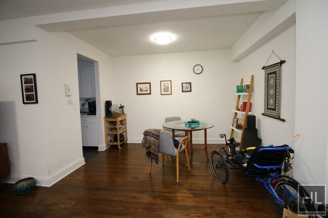 EAST 69 STREET, Unit 10K in New York, NY - Building Photo - Building Photo