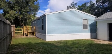 3248 Morrison Way in Spring Hill, FL - Building Photo - Building Photo