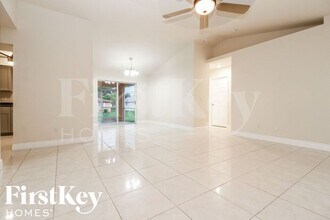 513 SE 6th Pl in Cape Coral, FL - Building Photo - Building Photo