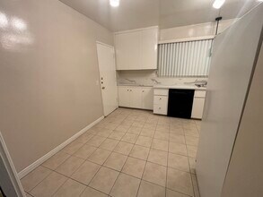 800-818 S Orange Grove Blvd in Pasadena, CA - Building Photo - Building Photo