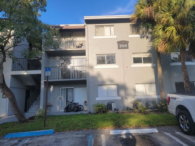 property at 1068 Benoist Farms Rd
