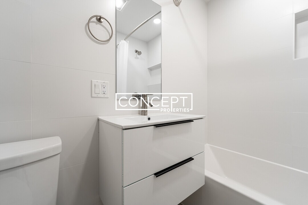 76 Calumet St in Boston, MA - Building Photo