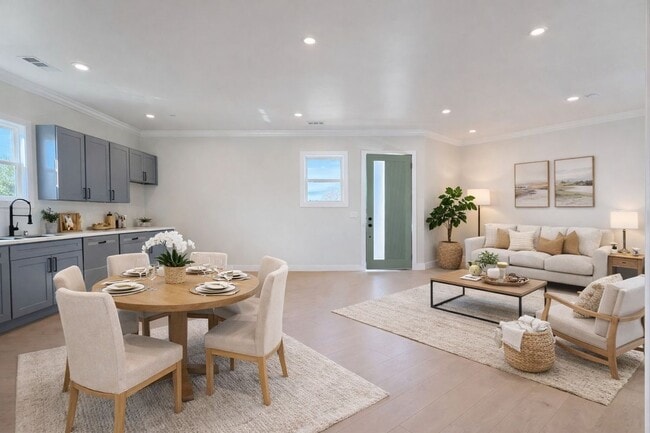 16052 Ludlow St in Los Angeles, CA - Building Photo - Building Photo