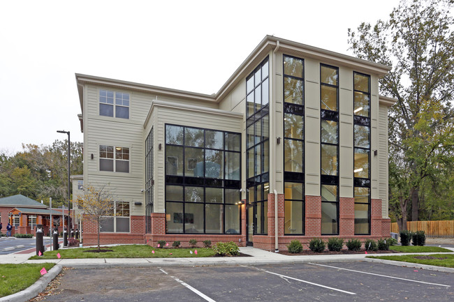 Valley Bridge Apartments in Toledo, OH - Building Photo - Building Photo