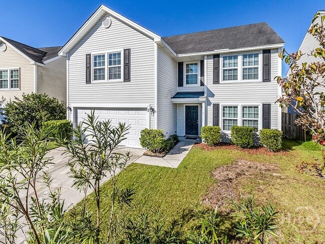 property at 3 Blackberry Ln