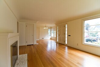 4515 NE 40th Ave in Portland, OR - Building Photo - Building Photo