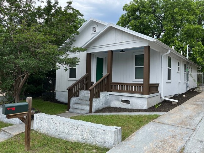 property at 1904 E 10th St