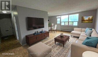 37 Peel St in Barrie, ON - Building Photo