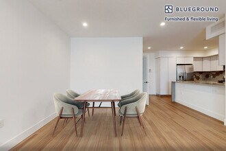 1265 Barry Ave in Los Angeles, CA - Building Photo - Building Photo